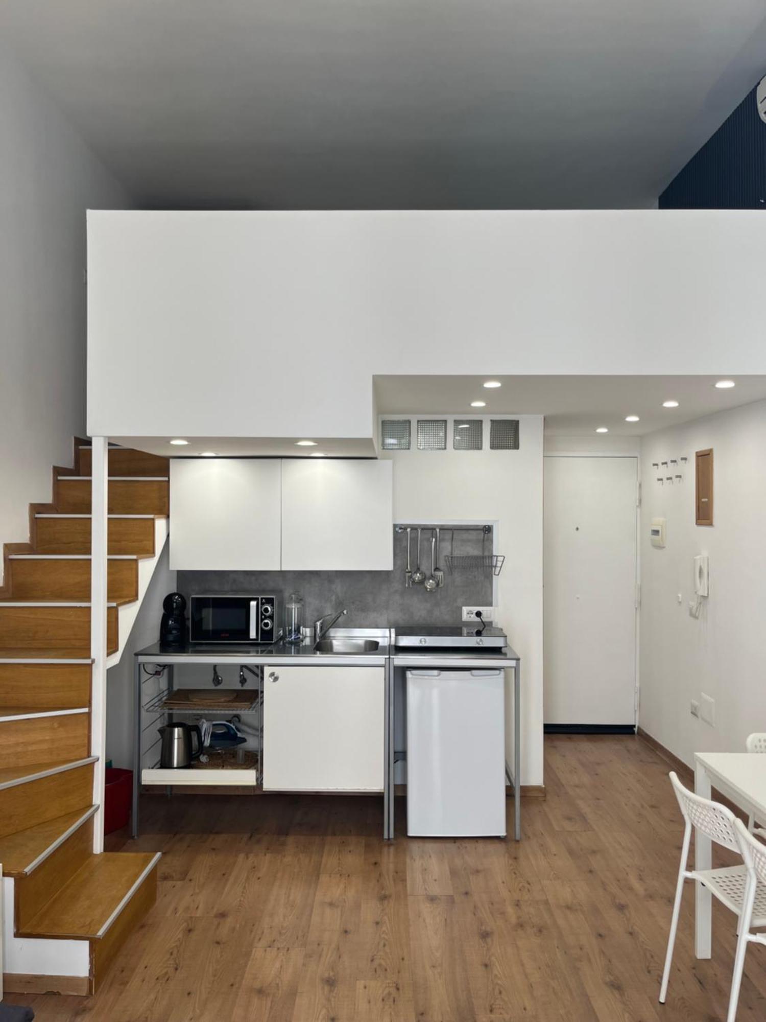Ale & Tizy House Acomodação com café da manhã Nápoles Exterior foto